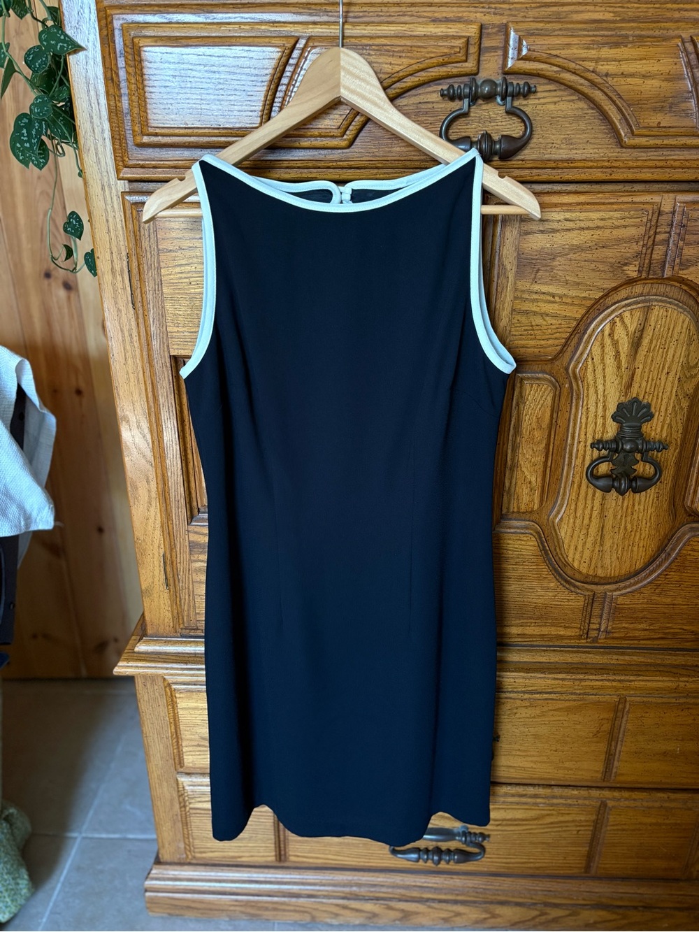 Vintage Women's Black Shift Dress with white high neck Trim